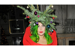 レディー・ガガ、パフォーマンスには酸素ボンベが必要不可欠 画像