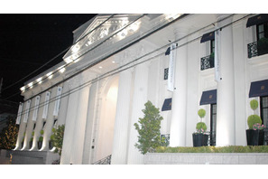 結婚式場で映画鑑賞！　『モンテーニュ通りのカフェ』藤原美智子トーク付き試写会