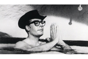 ファン垂涎の特典も！　映画史に残るフェリーニの名作『8 1/2』がついにDVD化