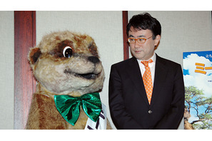 三谷幸喜、自分で映画を撮るなら“ミーアキャット版”『仁義なき戦い』？