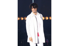 【第21回東京ガールズコレクションA/W】斎藤工、引越し祝いはぬか床？