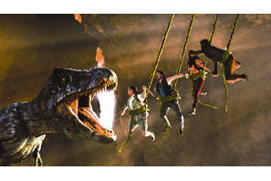 ウィル・フェレル臭満載！　一家で鑑賞はススめない？『マーシャル博士の恐竜ランド』