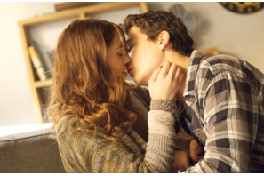 【特別映像】マイルズ・テラー、”ネット恋活”中？『きみといた2日間』