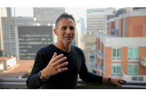 【プレゼント】『アーサー・フォーゲル ショービズ界の帝王』劇場鑑賞券を10組20名様