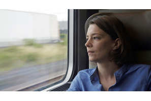 『冬の小鳥』ウニー・ルコント監督、6年ぶりの新作『めぐりあう日』公開決定