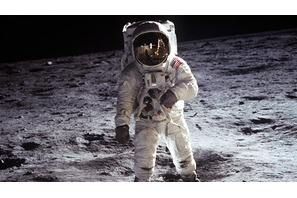 雨上がり・宮迫の動画インタビュー到着！　「死ぬまでに一度、宇宙から地球見たい」