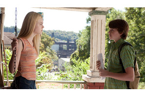 『スーパーエイト』はデートムービー？　甘酸っぱい恋の特別動画が到着！