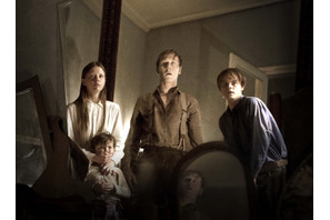 新世代俳優×J・A・バヨナのサスペンス・スリラー『マローボーン家の掟』4月公開へ