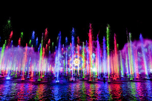 【海外ディズニー】アナハイムの人気水上ショーが復活!? 有料リザーブが再開へ