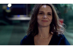 ジュリエット・ビノシュ、憑依型女優の4変化『私の知らないわたしの素顔』