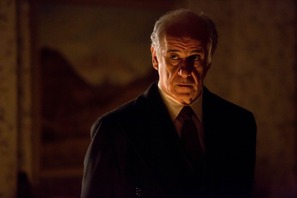 トニ・セルヴィッロ＆ジャン・レノ、少女失踪事件の真相に迫る『霧の中の少女』予告