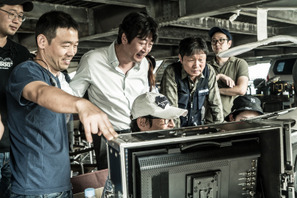 キム・ユンソク、チュ・ジフンに「賛辞を贈りたい」『暗数殺人』メイキング