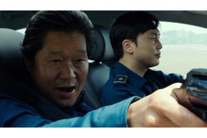 「梨泰院クラス」ユ・ジェミョン、イ・ヨンエに圧をかける悪徳警察官に『ブリング・ミー・ホーム』