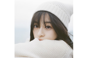 仲野太賀が撮影！森七菜、プライベート感溢れる「スマイル -WINTER MIX-」MV公開