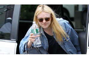 ダコタ・ファニング、最新作は「人生を見つめ直すきっかけになる」作品