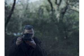 記憶喪失の男が心に宿した本当の思いとは『林檎とポラロイド』予告篇＆場面写真