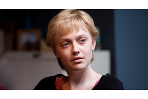 ダコタ・ファニングがショートヘアを披露！『17歳のエンディングノート』公開決定