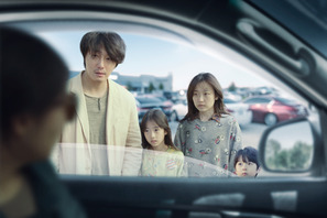 『パラサイト』『高速道路家族』…予想外の展開に目が離せない韓国映画3選