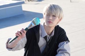 白岩瑠姫、“絵描き”の所作を猛特訓『夜が明けたら、いちばんに君に会いにいく』場面写真