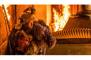 「あまりにリアル」撮影8年、消防車30台以上を使用『フラッシュオーバー 炎の消防隊』メイキング映像