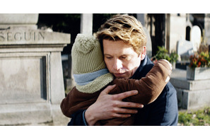 愛する人の面影を胸に…幸せに生きると決意する父と子『ぼくは君たちを憎まないことにした』本編映像