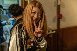 馬場ふみか＆倉悠貴らの和やかな撮影現場捉える『コーポ・ア・コーポ』メイキング動画＆オフショット