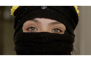 「私たちは勇敢」チリを動かした女性たちの蜂起『私の想う国』予告編