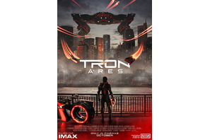 ジャレッド・レト“最強AI兵士”が疾走！『トロン：アレス』最新予告 AIの脅威が迫りくるUS版ポスターも