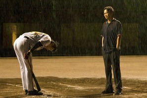 「号泣やん」「バスタオル持っていきます」元阪神タイガース・横田慎太郎選手と彼を支えた人々の軌跡『栄光のバックホーム』ロング予告＆場面写真