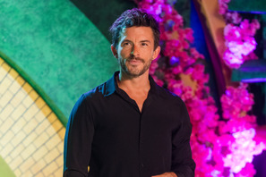 米「ピープル」誌の「2025年最もセクシーな男性」は『ウィキッド』のジョナサン・ベイリー！オープンリーゲイ初