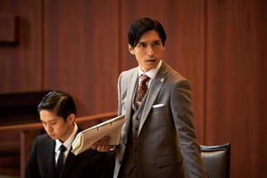 錦戸亮“弁護士”が無罪を主張…実際に起こった事件を基にした『ブルーボーイ事件』本編映像