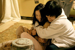 永作博美＆松山ケンイチ、冬の恋愛映画の傑作『人のセックスを笑うな』35mmフィルムで限定上映へ