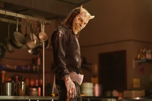 前作の恐怖は序章に過ぎなかった…殺人鬼“グラバー”が襲い掛かる！『ブラックフォン ２』本編映像