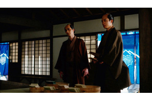 「とても良いオタク仕草」…定信が蔦重に伝えた想いに感動の声続々「べらぼう」47話