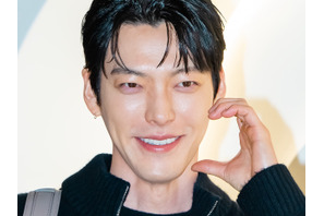 “プレ花婿” キム・ウビン、結婚発表後初めて公の場に登場！左手の指輪で“アクセント”【PHOTO】