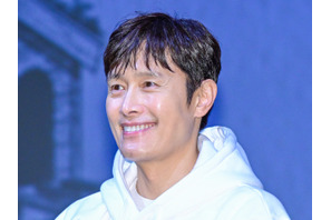 韓国俳優初のオスカー主演賞候補！イ・ビョンホン、錚々たるライバルたちに冗談飛ばす「気をつけて」