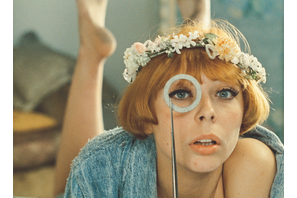 60年代女の子映画の決定版！チェコ・ヌーヴェルヴァーグ『ひなぎく』色褪せない4Kレストア版本編映像