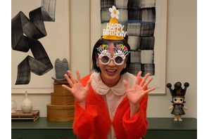 女優ソン・イェジン、3歳の息子に誕生日祝われ…“しあわせな”44歳のはじまり【PHOTO】