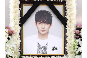 『成均館スキャンダル』俳優チョン・テスさんの8周忌。姉ハ・ジウォンの“星”は変わらぬ記憶とともに