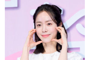 “公開恋愛中”のハン・ジミン、紹介デートもあり!? 新ドラマ制作発表会で「メリットに気づいた」