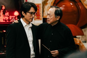 “香港喜劇界の伝説”32年ぶり共演！ダヨ・ウォン×マイケル・ホイ、台詞一つをも大切にする秘話明かす『旅立ちのラストダンス』