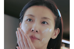 ハ・ジウォン、15年間1日も欠かさず続けた“朝の美肌ルーティン”を披露！「レモン大好き」