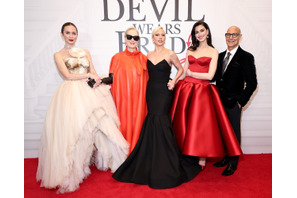 レディー・ガガ、サプライズ登場！メリル＆アンら“アイコン”が集結『プラダを着た悪魔２』ワールドプレミア