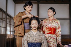 「風、薫る」第27回あらすじ・場面写真　りんは直美、トメを誘って町に出かけると、不思議な音が聞こえてきて…5月5日放送