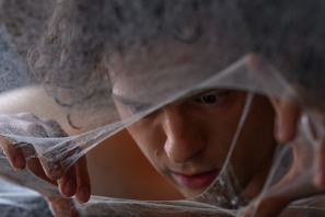 ピーターに異変？ 新たな力の覚醒か『スパイダーマン：ブランド・ニュー・デイ』新場面写真が公開