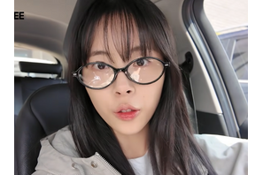 日本旅行時の迷惑行為が仇に…？『応答せよ1994』女優ミン・ドヒ、カフェでバイト中の近況「憂鬱な日々から抜け出せた」