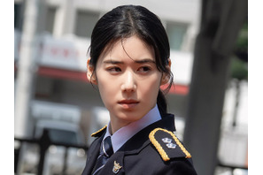 『財閥×刑事』アン・ボヒョンの新たな相棒、女優チョン・ウンチェの“麗しい制服姿”をキャッチ！
