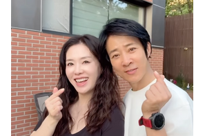 韓国芸能界の“元祖おしどり夫婦”、結婚30年を超えてもラブラブな日常が素敵すぎる！