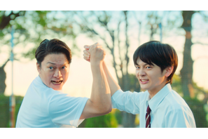 香取慎吾＆齋藤潤ら、部活に恋に…青春詰め込んだ『高校生家族』場面写真