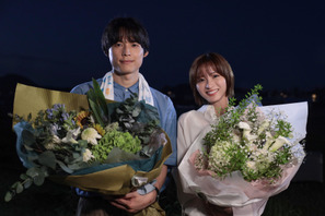 松村北斗「たくさんのことを学ばせていただきました」岡崎紗絵とクランクアップ「告白－25年目の秘密－」